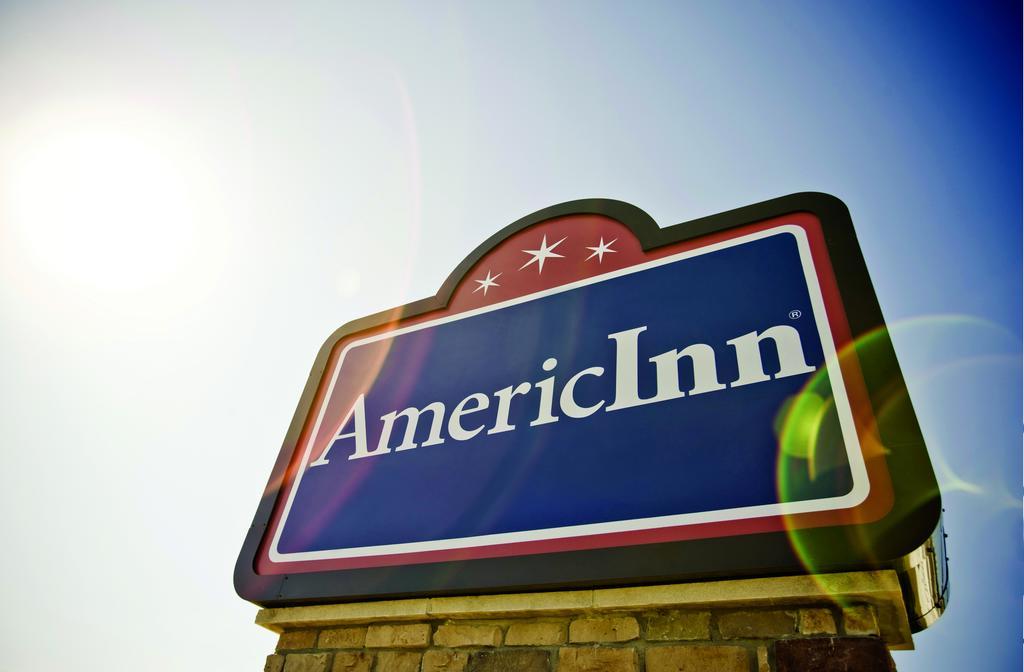 Americinn By Wyndham Waupun Exteriör bild